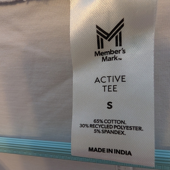 SO Short Sleeve Scoop & Crew Tee Set in Black, Olive, Cream - Picture 4 of 5